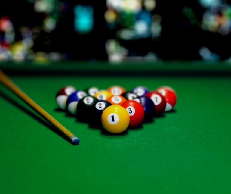 Mastering 8 Ball Pool Rules & Strategies